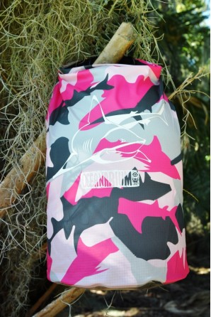 Pink Camo Drybag 5 L. Bull Shark