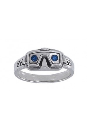 Mask Ring with Sapphire